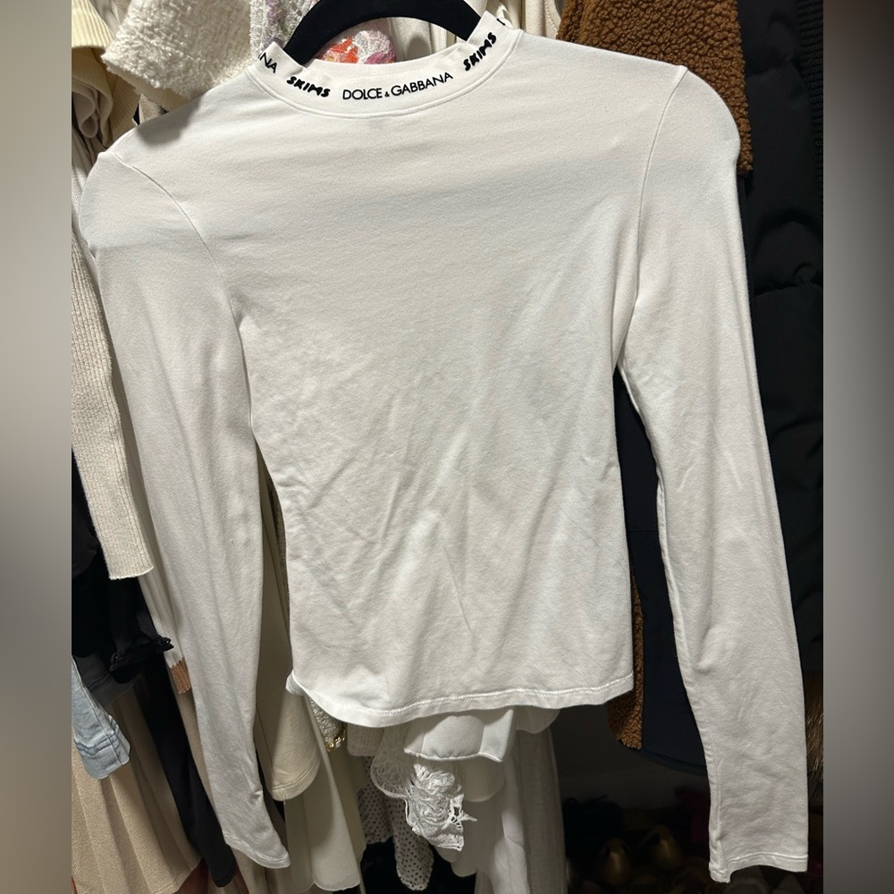 SKIMS Dolce & Gabbana White Long Sleeve Tee with Logo Collar